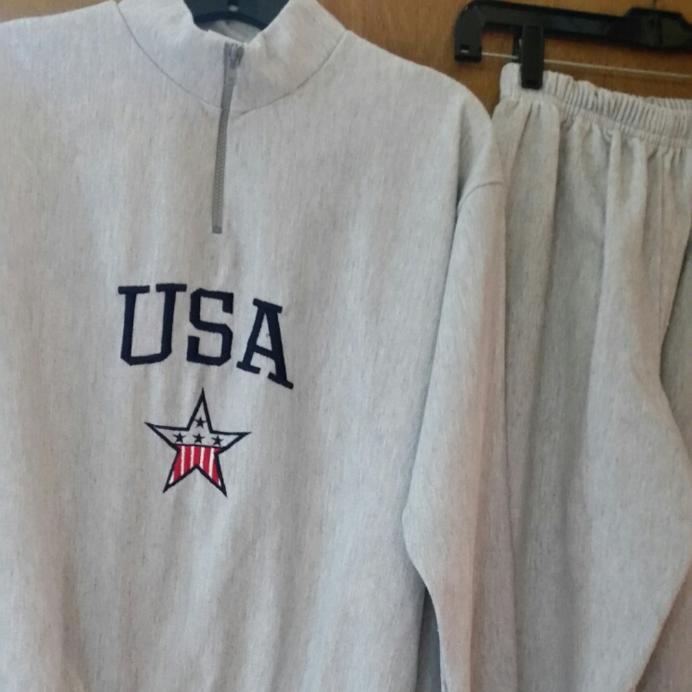 USA grey sweat shirt and pants Size Small